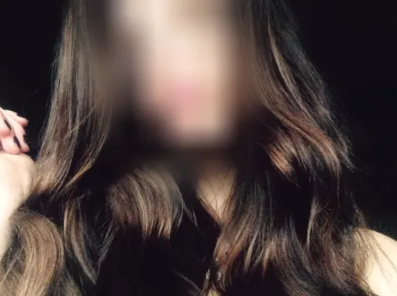 Alice, 31