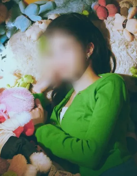 Amina, 21