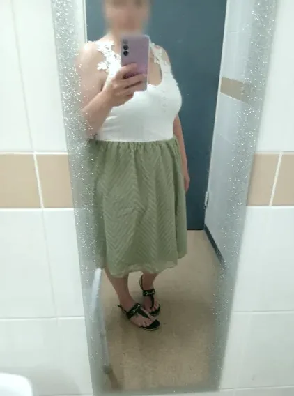 Emelie, 38
