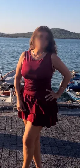 Emma, 30