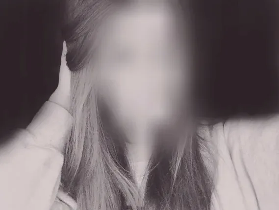 Sofia, 29
